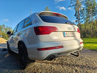 Audi Q7 2012, kuva 3/20