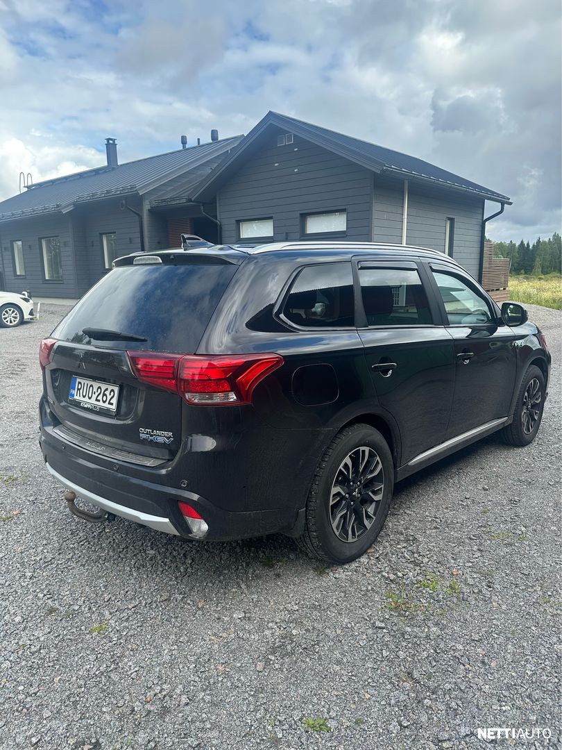 Mitsubishi Outlander PHEV 2017, kuva 2/15