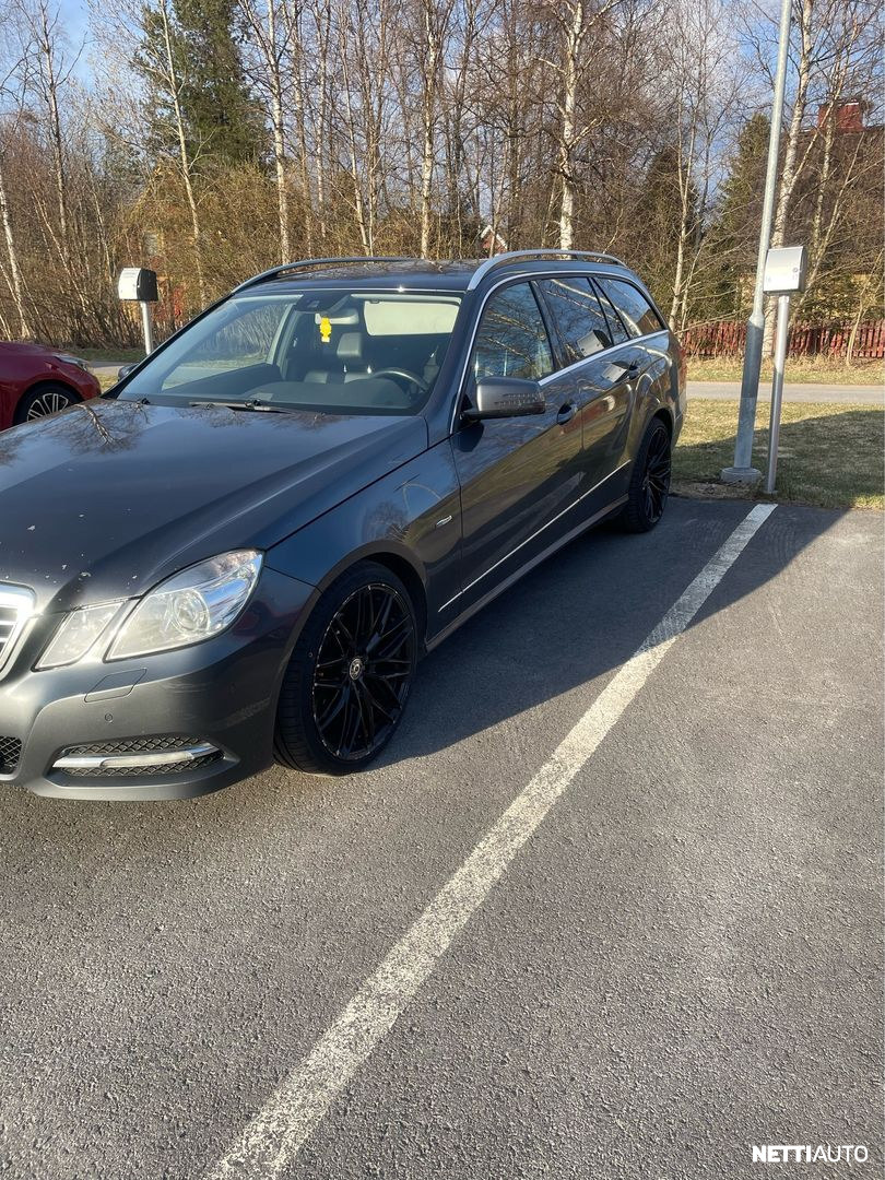 Mercedes-Benz E