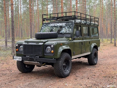 Land Rover Defender 1986, photo 2/24