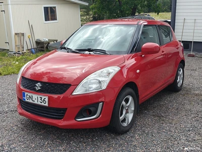 Suzuki Swift 4WD 1,2 VVT GL 5D 5MT 2013, kuva 1/12