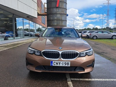 BMW 330 G20 Sedan 330e A Charged Edition 2019, kuva 2/14