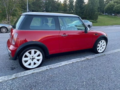 MINI Cooper 2002, kuva 3/7