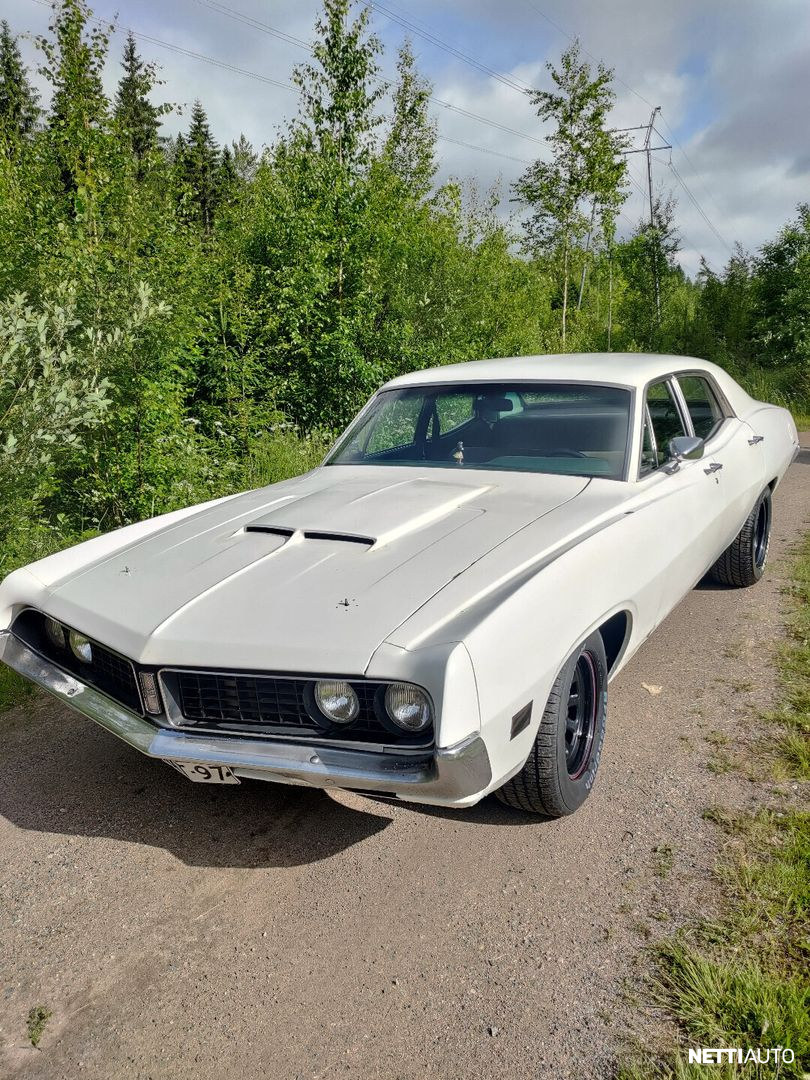 Ford Torino