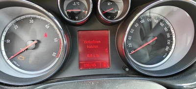 Opel Insignia 2011, photo 2/7