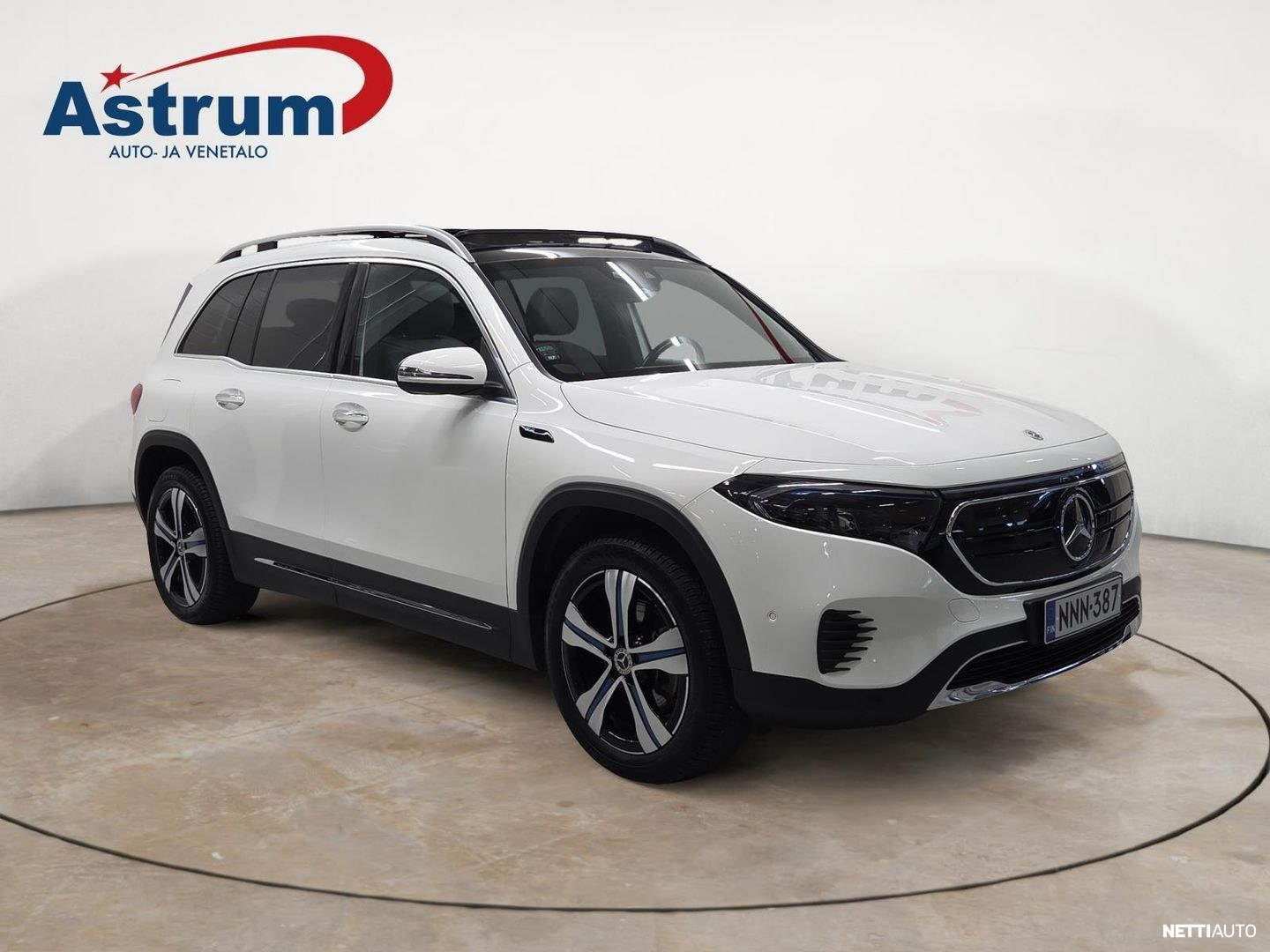 Mercedes-Benz EQB