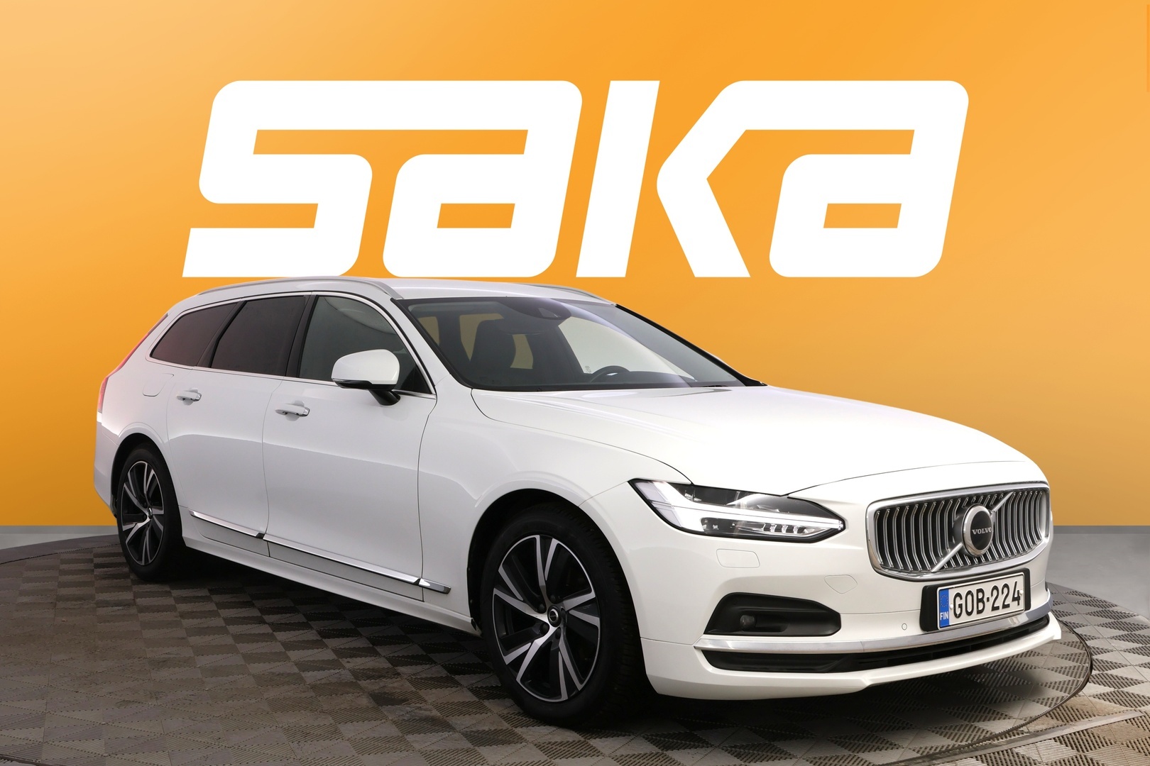 Volvo V90