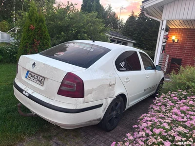 Skoda Octavia 2,0 TDI Ambiente 2007, kuva 2/7