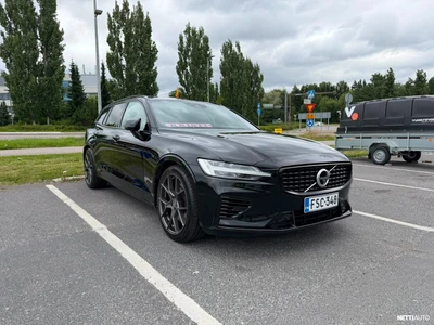 Volvo V60 T8 TwE AWD R-Design aut 2021, kuva 1/10
