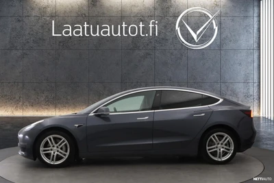 Tesla Model 3 2019, kuva 2/10