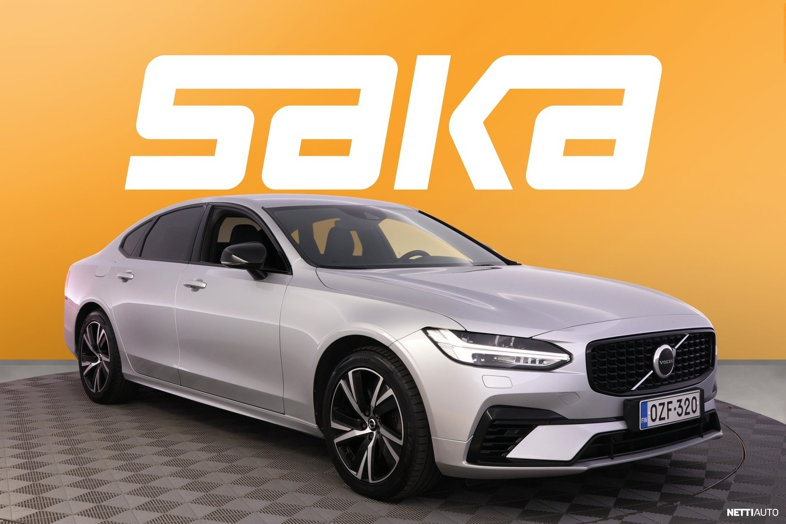 Volvo S90