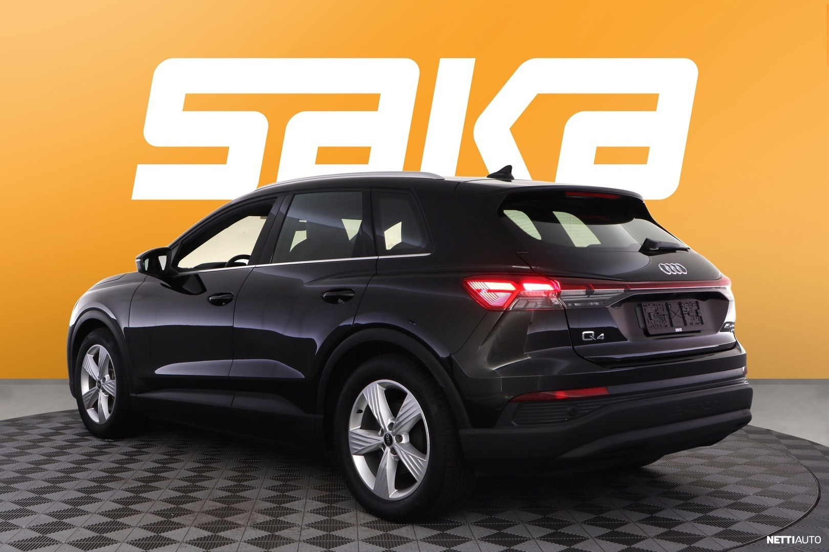 Audi Q4 e-tron 2022, photo 5/28