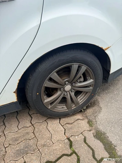 Ford Focus 2011, kuva 4/14