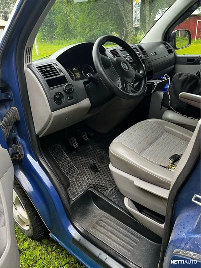 Volkswagen Transporter 2012, photo 7/8