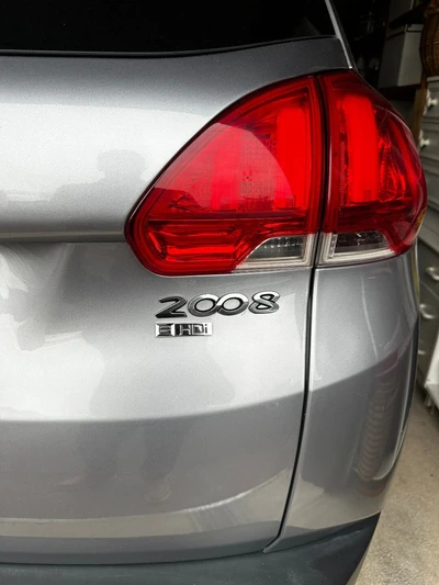 Peugeot 2008 Allure e-HDi 92 FAP 2Tronic 2013, photo 6/13