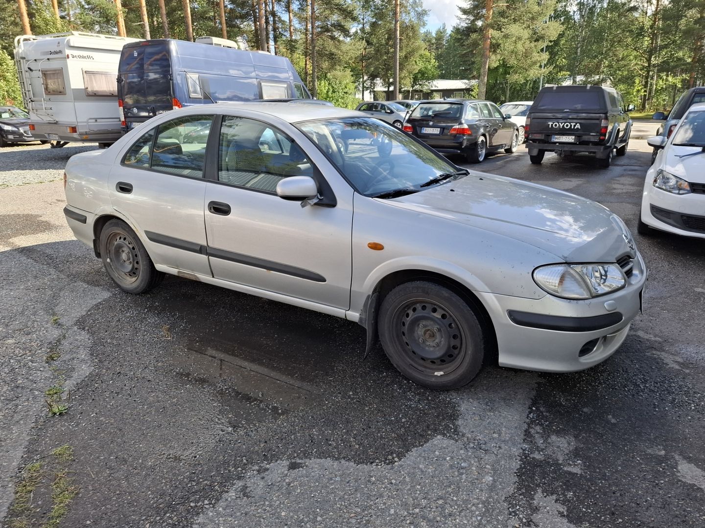 Nissan Almera