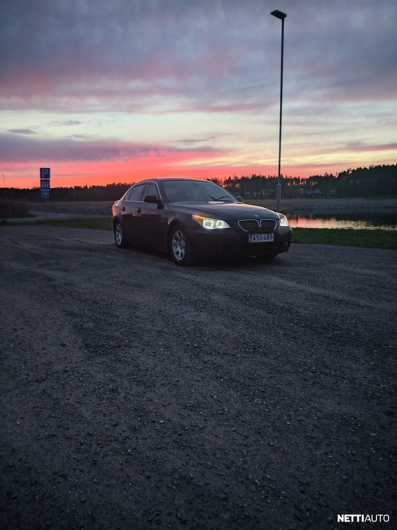 BMW 525