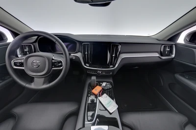 Volvo V60 2023, kuva 7/19