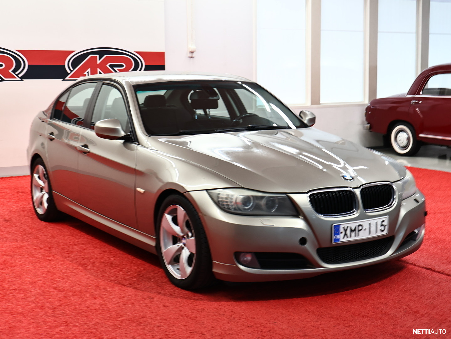 BMW 318 2010, photo 3/19