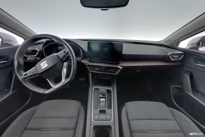Seat Leon Sportstourer 2020, photo 7/17