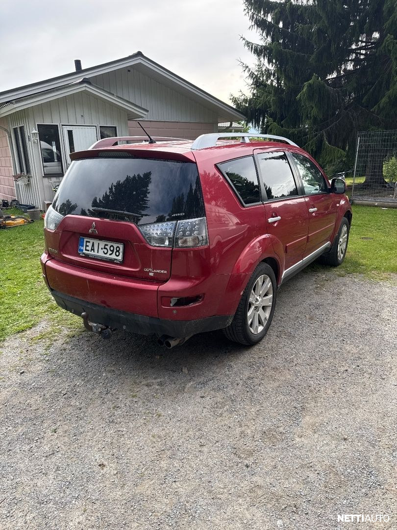 Mitsubishi Outlander 2009, kuva 4/4