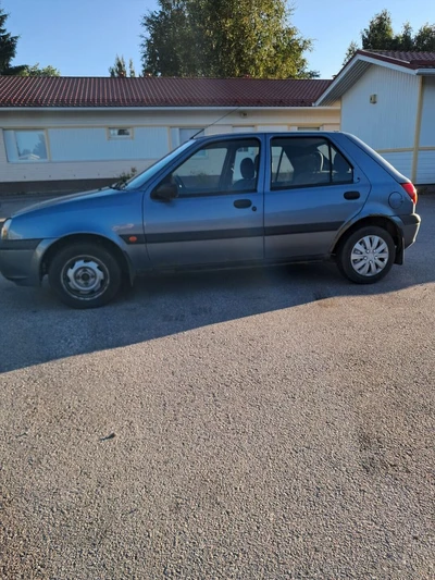 Ford Fiesta 2001, kuva 6/6