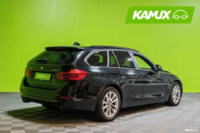 BMW 320 2019, photo 2/10