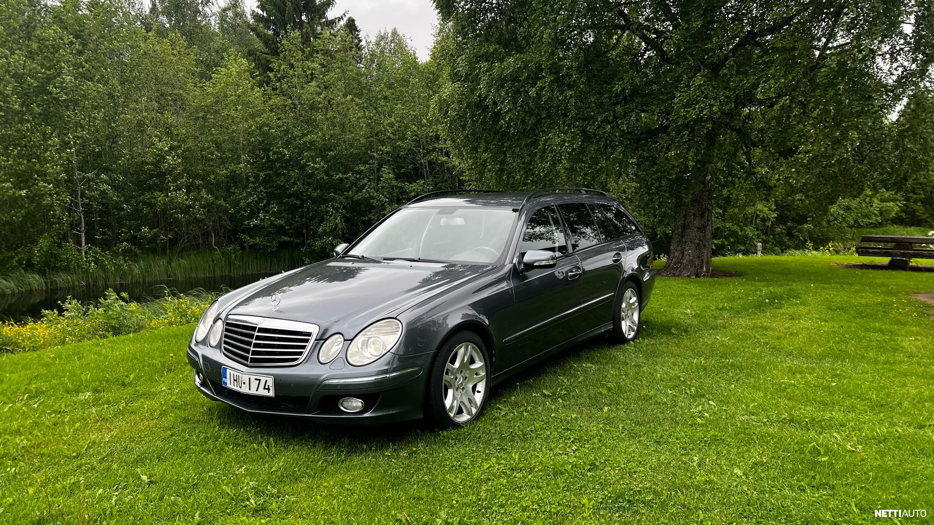 Mercedes-Benz E