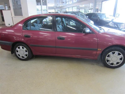 Toyota Avensis 1999, kuva 6/18