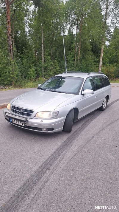 Opel Omega 2001, kuva 1/12
