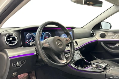 Mercedes-Benz E 2017, photo 3/9