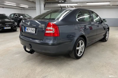 Skoda Octavia 1,9 TDI Elegance 2008, photo 6/23