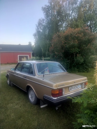 Volvo 244 244GLE, "Arabi" 226 tkm ajettu 1982, kuva 5/21