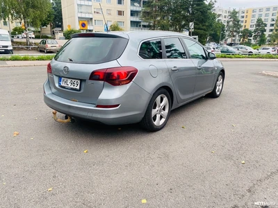 Opel Astra 2011, kuva 6/15