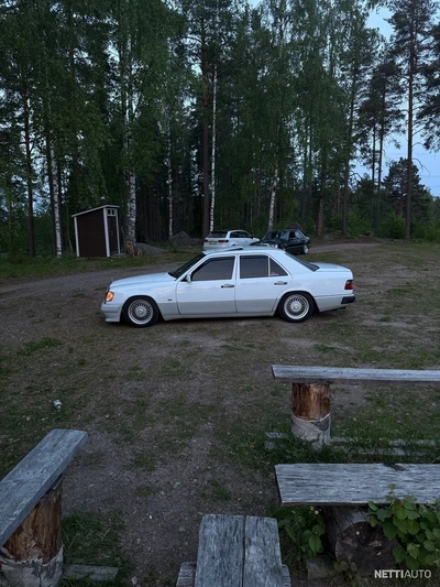 Mercedes-Benz 200 W124 1990, kuva 2/9
