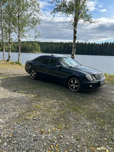 Mercedes-Benz E 2003, kuva 1/9