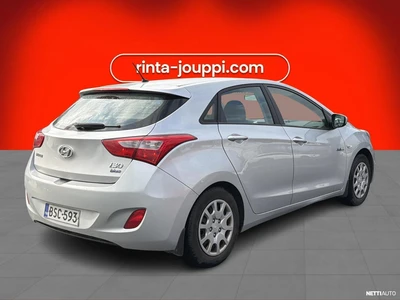 Hyundai i30 1,4 MPI 6MT ISG Classic 2013, photo 3/4