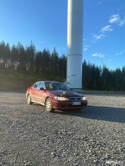 Honda Accord 1,8i LS 5ov 2000, kuva 2/6