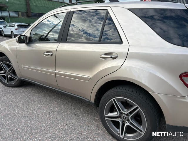 Mercedes-Benz ML