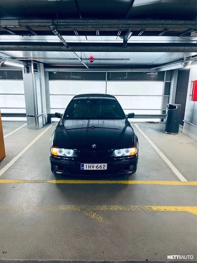 BMW 528 i 2000, photo 2/17