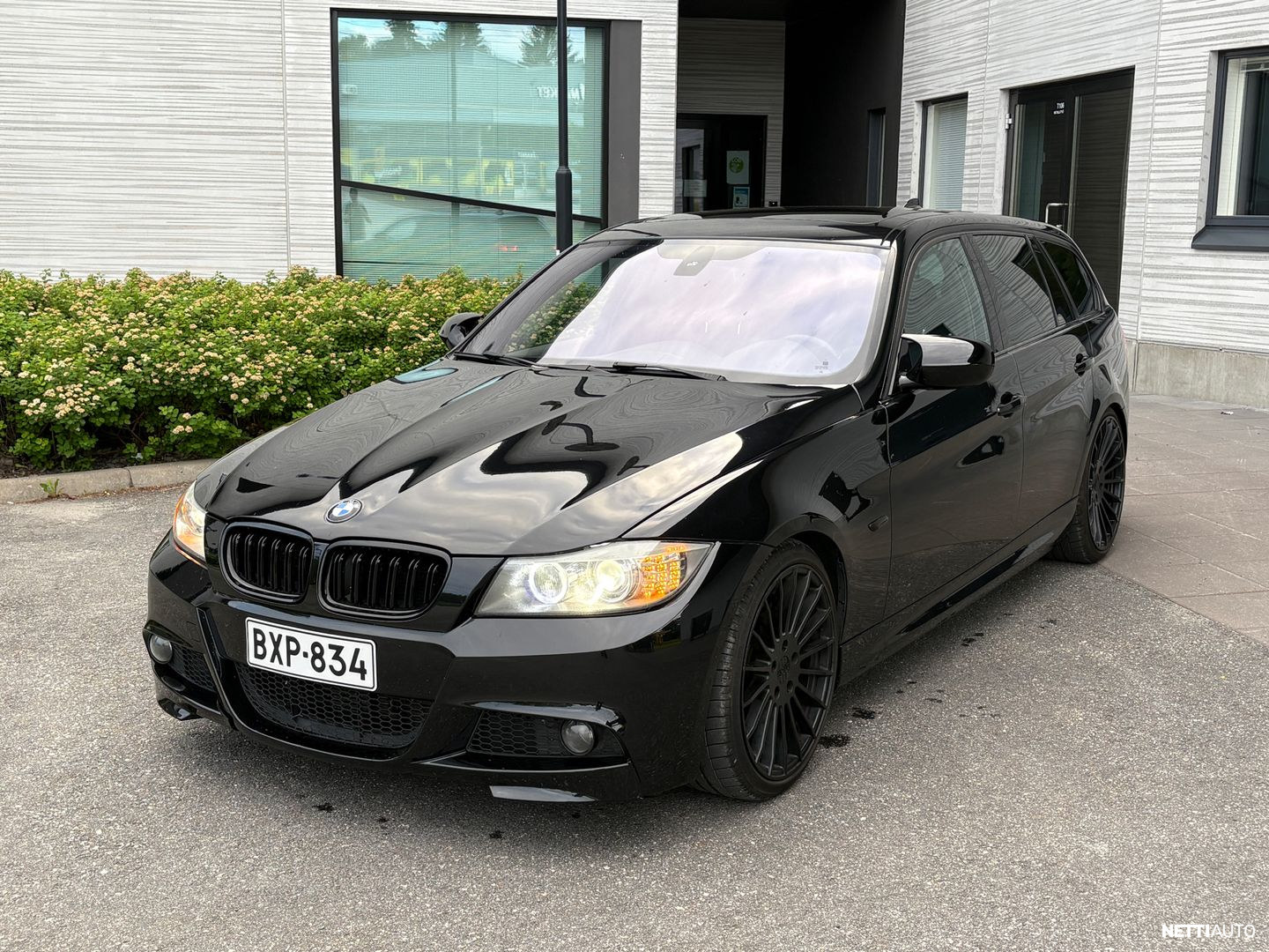 BMW 325