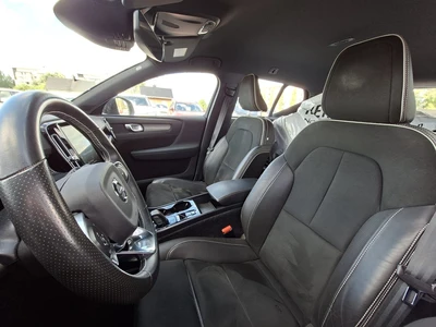 Volvo XC40 2020, photo 7/15