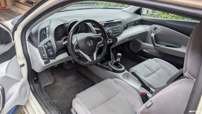 Honda CR-Z 1,5 GT Business 2011, kuva 2/2