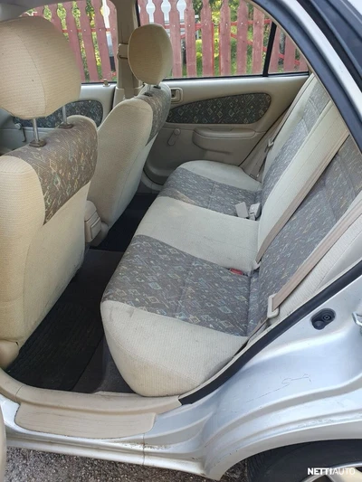 Toyota Corolla E11 1998, kuva 6/9