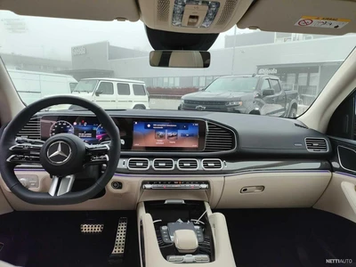 Mercedes-Benz GLS 2025, photo 4/9