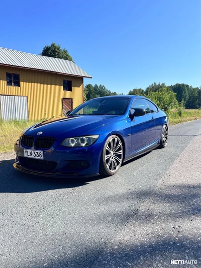 BMW 330 E92 Coupé 2012, kuva 1/8
