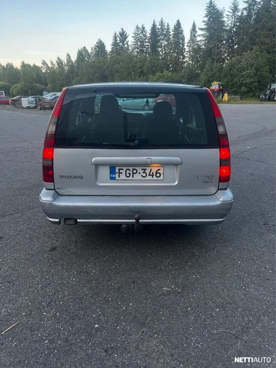 Volvo V70 2000, kuva 3/10