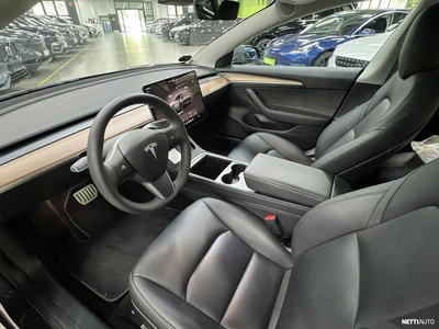 Tesla Model 3 Performance 2023, kuva 4/9