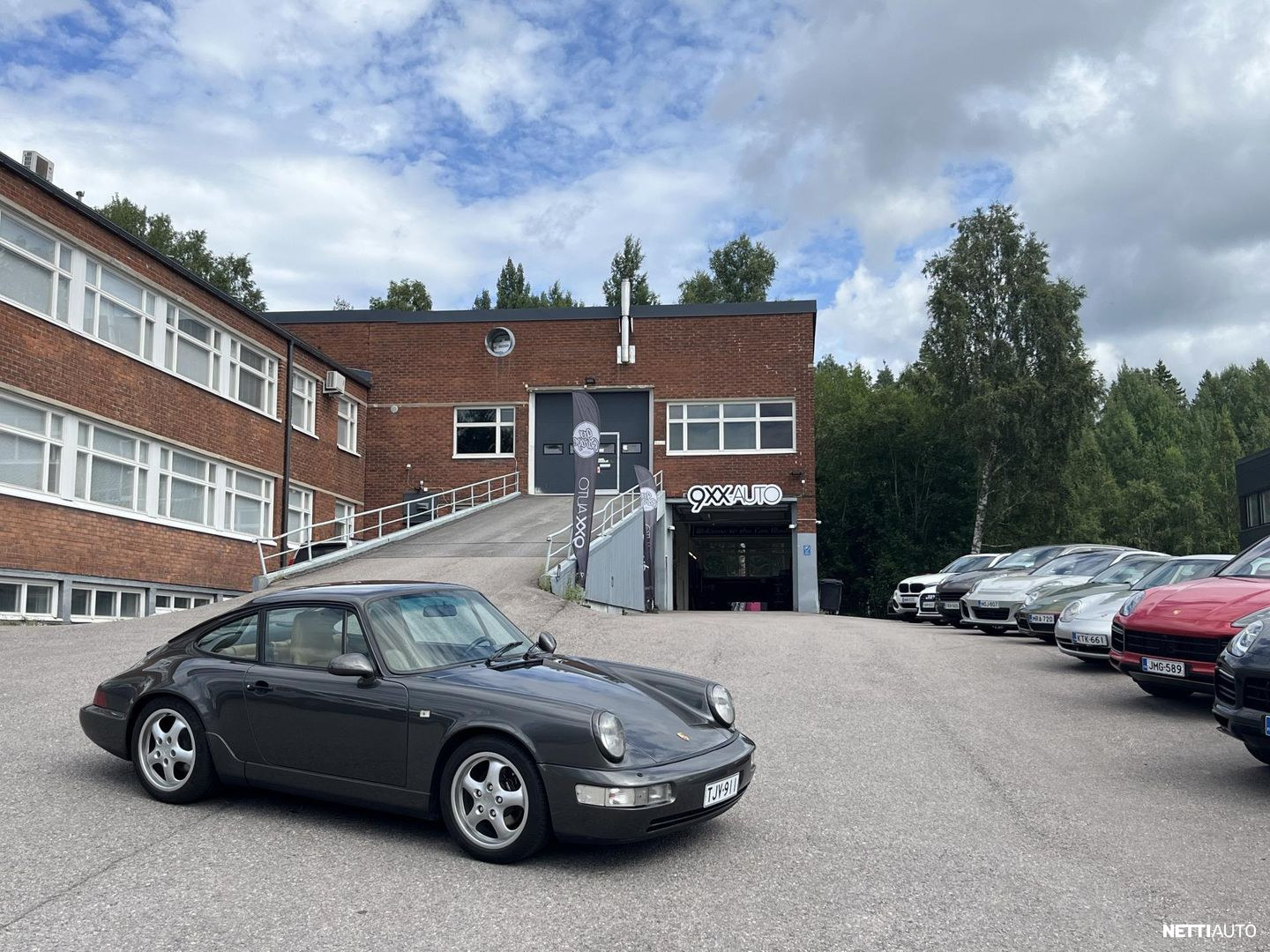 Porsche 911