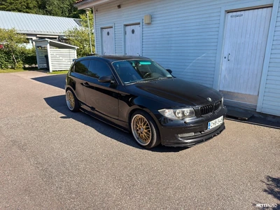 BMW 120 2008, photo 2/15